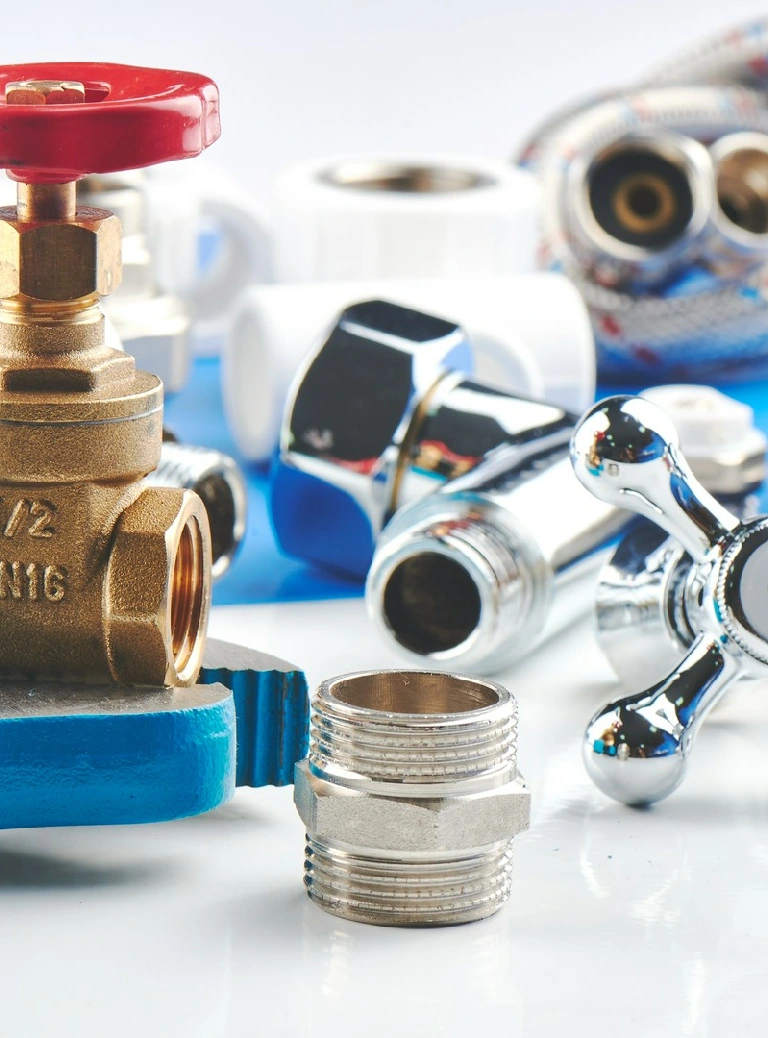 Zawory, złączki i&nbsp;pokrętła